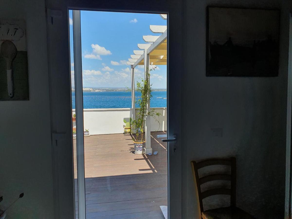B&B La Terrazza Di Nonnanna Taranto Exterior photo